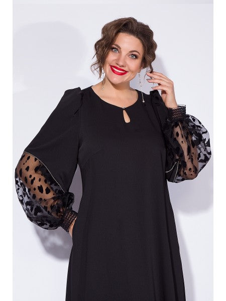 Liliany – An elegant dress from