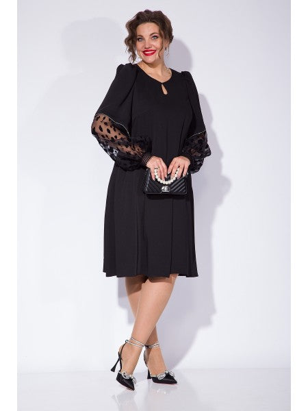 Liliany – An elegant dress from