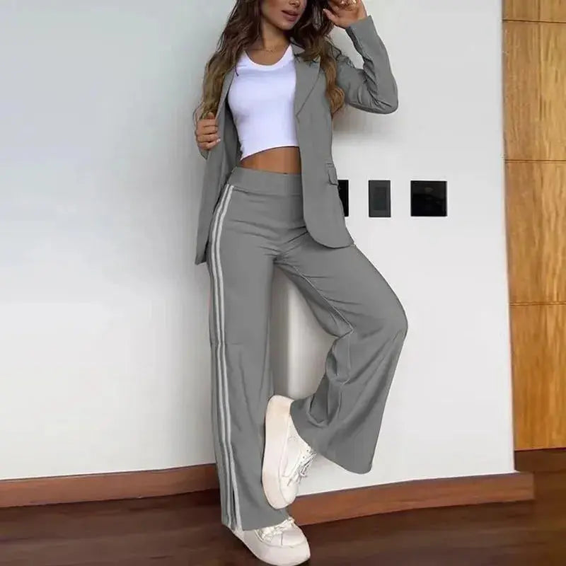 Elegant Women's Striped 2-Piece Set – Classic Shirt & Wide-Leg Pants