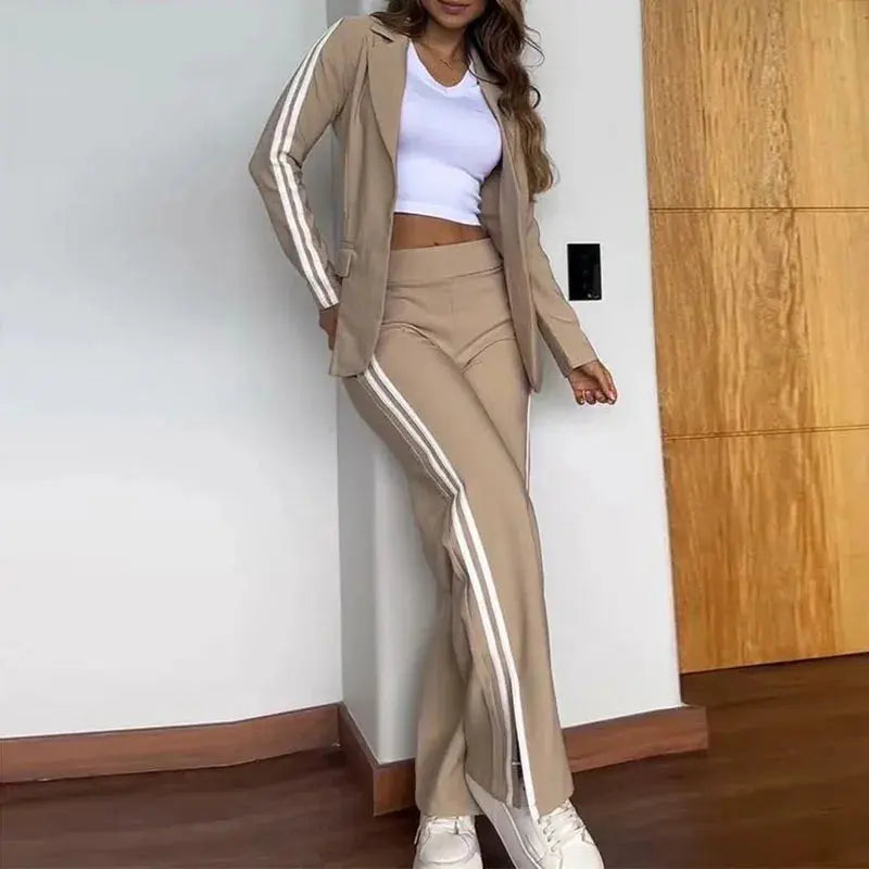 Elegant Women's Striped 2-Piece Set – Classic Shirt & Wide-Leg Pants
