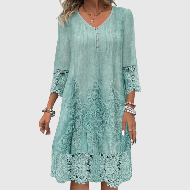 Ursule – An elegant dress made from Czech lace