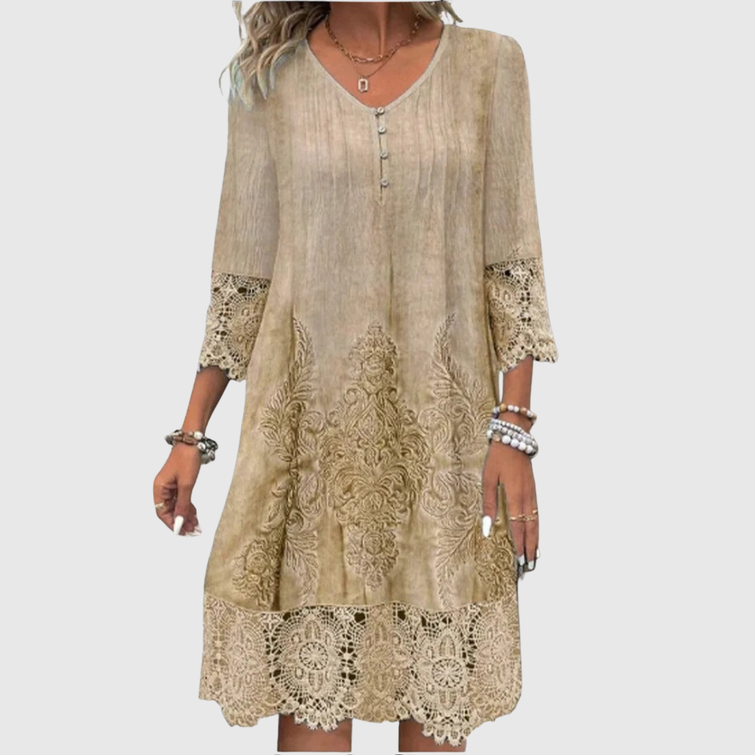 Ursule – An elegant dress made from Czech lace