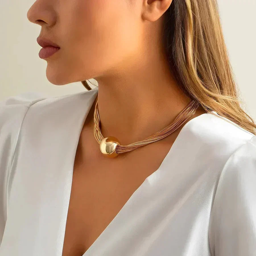 Elsa | Golden Necklace
