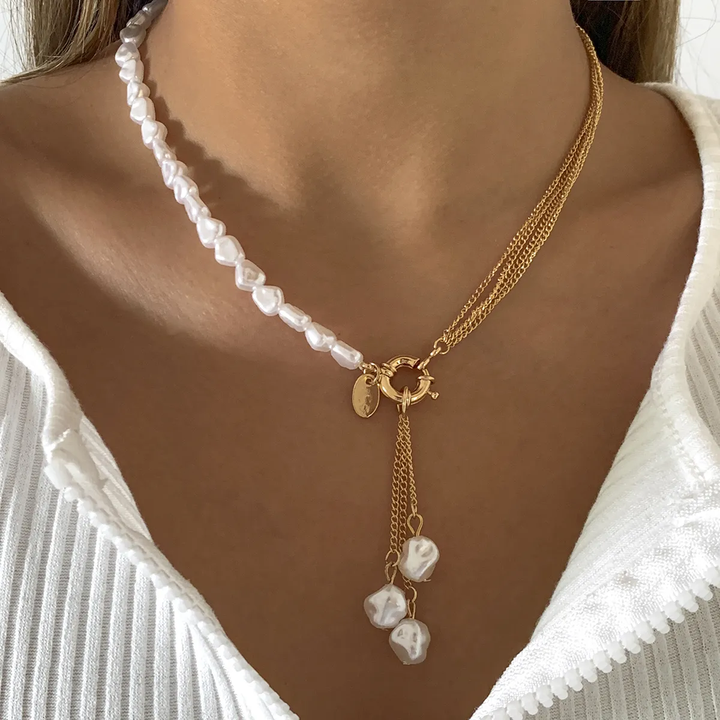 Elegant pearl necklace