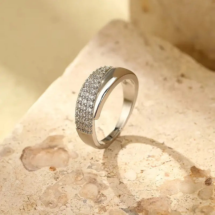 Leyna | Loving Ring