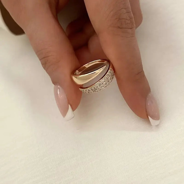 Leyna | Loving Ring