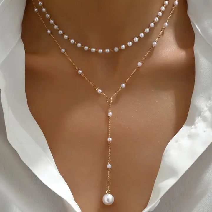 Julie | Pearl Necklace