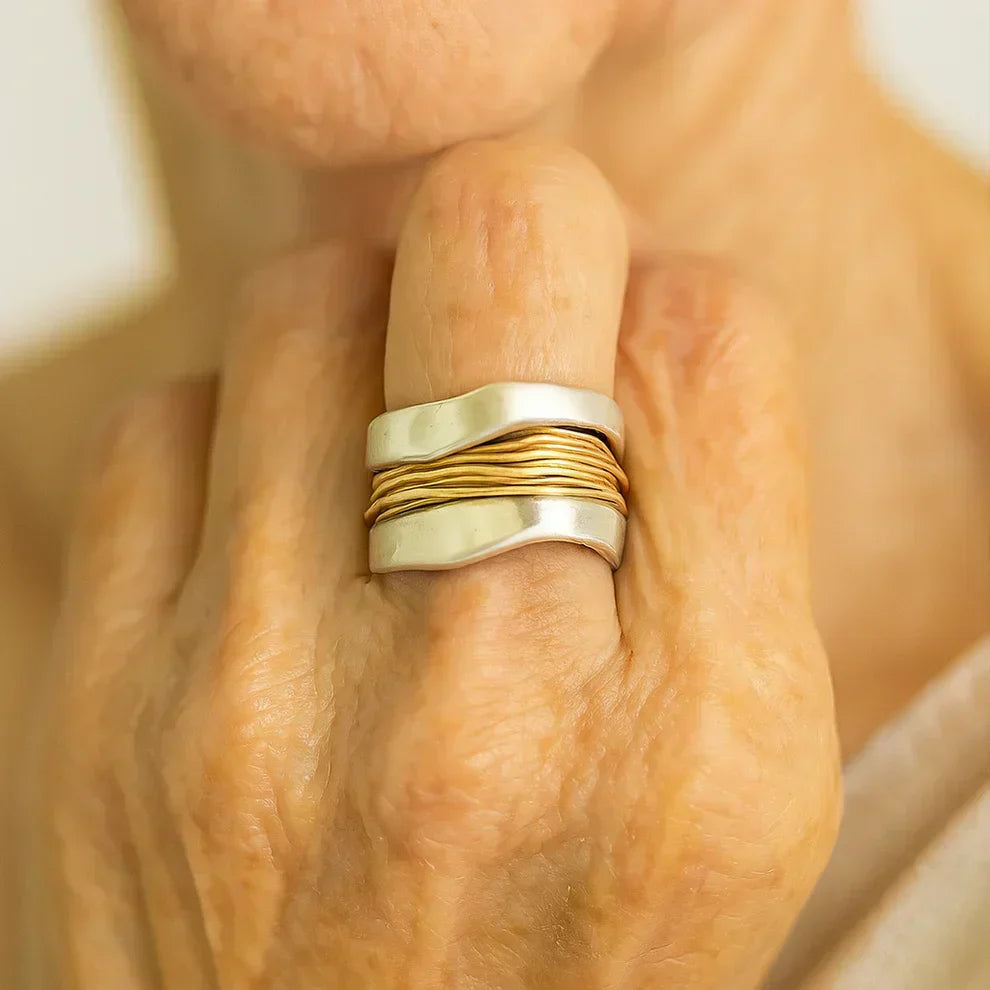 Catarine | 3 Rolled Ring