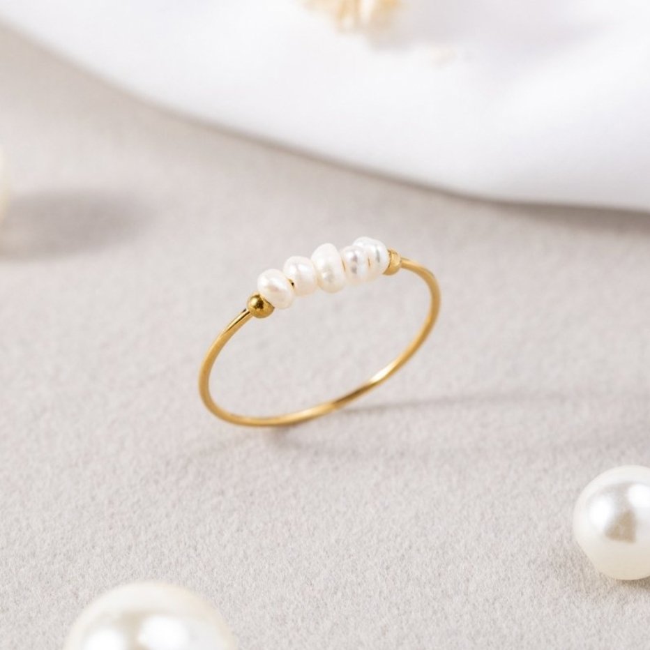 Siobhán Pearl Ring